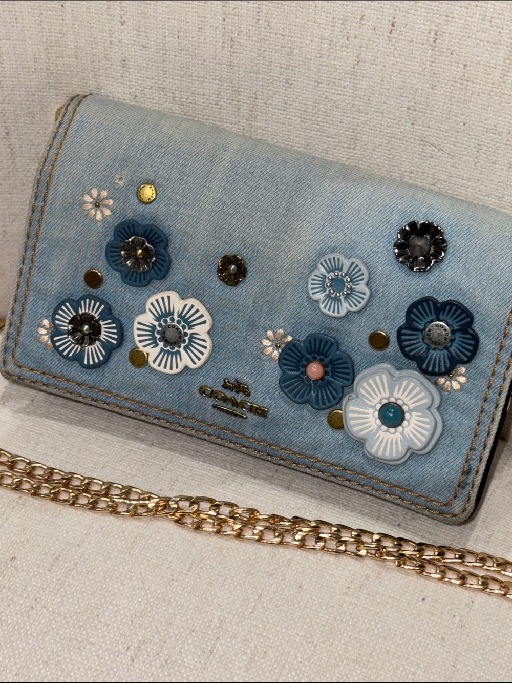 Coach Tea Roses and Denim Crossbody Wallet-Clutch * unbranded chain not included